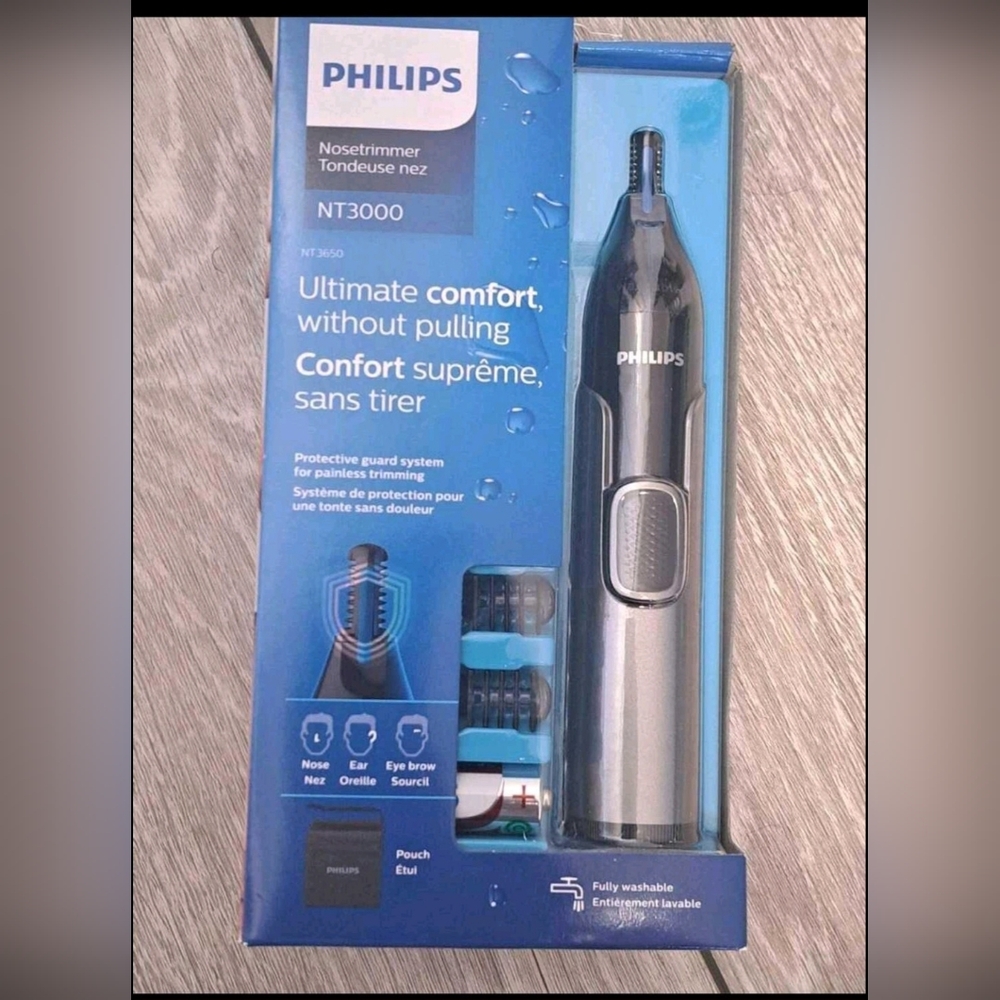 Philips NT3000 Nose Trimmer - Black and Silver